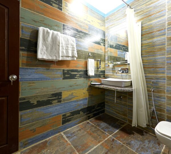 Royal Habib Residency