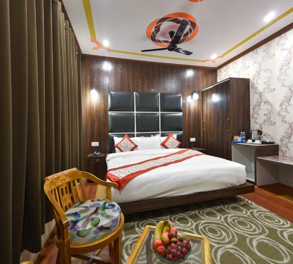 Royal Habib Residency